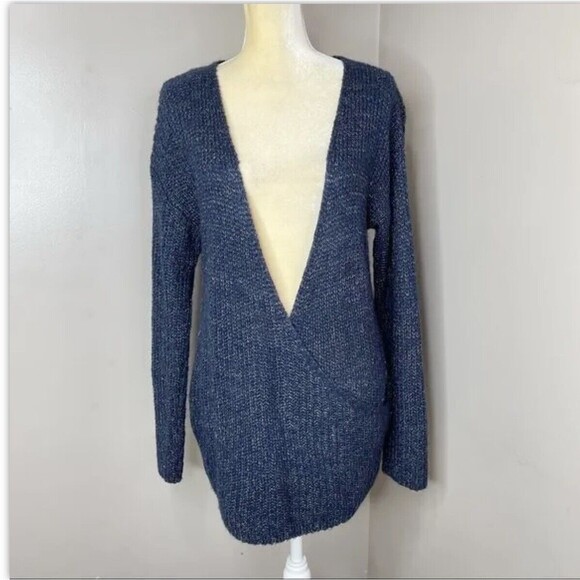 Forever 21 Women WrapKnit Sweater Deep V Neck Size 0X Crossover - Picture 12 of 12